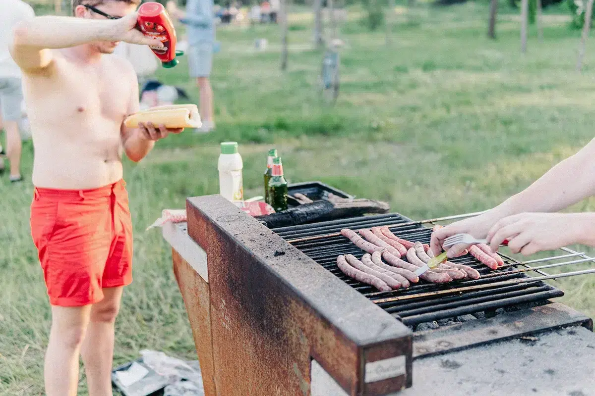 Grillfest auf dem Campingplatz Bel Air Village Les Pres du Verdon