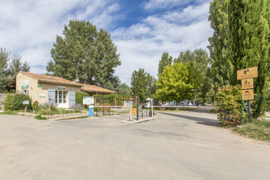 Camping Bel air Village Les Prés du Verdon campsite entrance